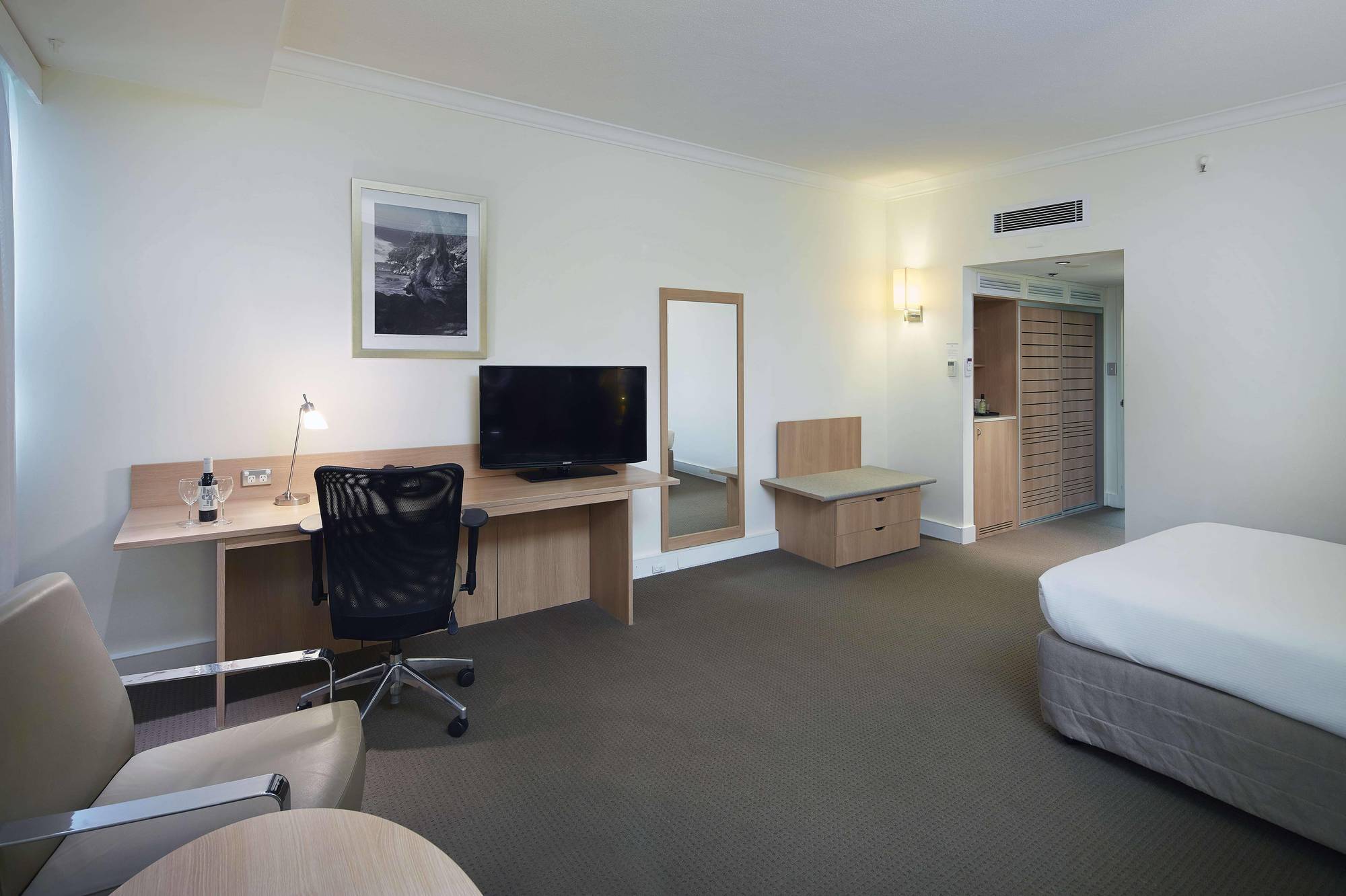 Mercure Perth Hotel Exterior photo
